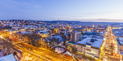 Germany, Baden-Wuerttemberg, Stuttgart, Cityview, Koenigstrasse in winter - WDF003055