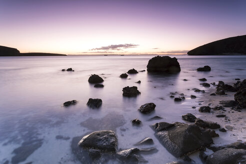 Mexico, Baja California Sur, La Paz, Playa Balandra at twilight - FPF000046