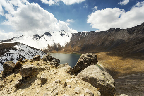 Mexico, Toluca, Toluca de Lerdo, view to snow-covered Nevado de Toluca - FPF000045