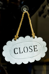 Close sign in a shop window - EJWF000736