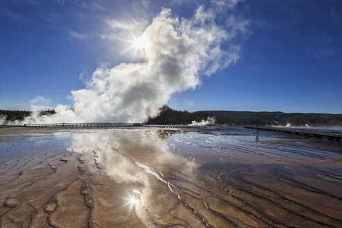 USA, Yellowstone-Nationalpark, Unteres Geysirbecken, Mittleres Geysirbecken, Excelsior-Geysir - FOF008040