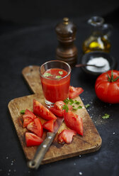 Gehackte Tomaten und Tomatensaft - KSWF001439