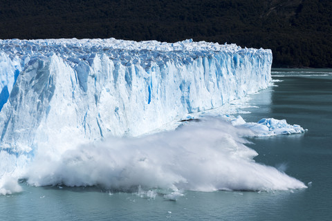 Argentinien, Patagonien, Perito-Moreno-Gletscher und Argentino-See im Nationalpark Los Glaciares, lizenzfreies Stockfoto