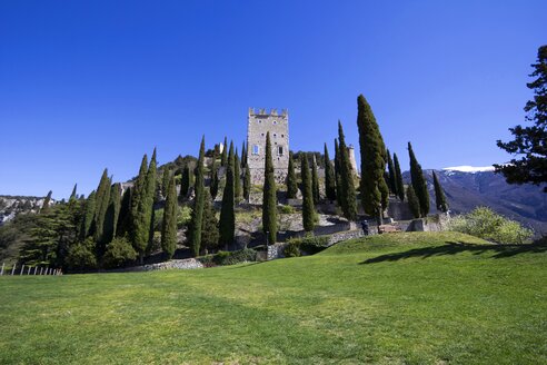 Italien, Trentino, Arco, Castello di Arco - YFF000386