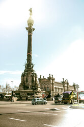 Spanien, Barcelona, Blick auf das Kolumbus-Denkmal - GDF000709