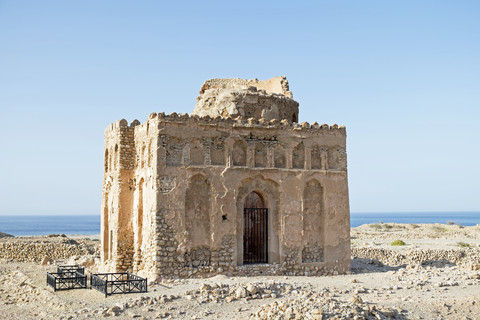 Oman, Mausoleum of Bibi Maryam at Qalhat stock photo