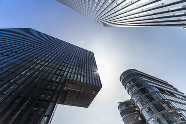 Germany, Duesseldorf, Hyatt Hotel, low angle view against the sun - FRF000252