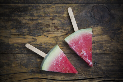 Zwei Wassermelonen-Eis am Stiel - LVF003350