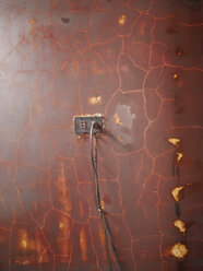 Old wall, socket and power cable - JMF000339