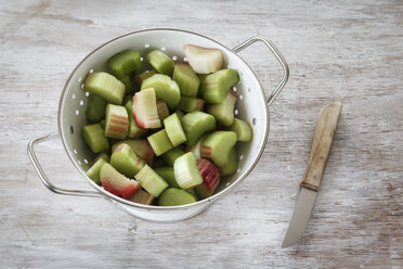 Colander of sliced rhubarb - EVGF001701