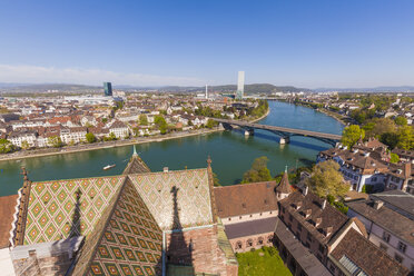 Schweiz, Basel, Stadtansicht vom Münster aus - WDF003090