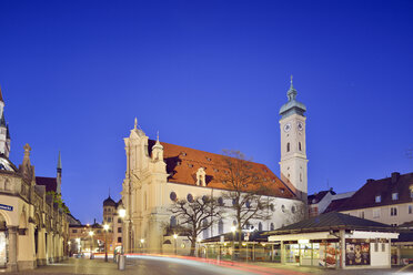 Germany, Bavaria, Munich, Holy Spirit Church on Viktualienmarkt - BRF001230