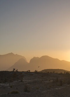 Oman, Sonnenuntergang am Jebel Shams - HLF000894