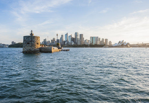 Australien, New South Wales, Sydney, Skyline mit Opernhaus von Sydney, lizenzfreies Stockfoto