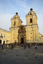 Peru, Lima, UNESCO-Weltkulturerbe, Kirche von San Francisco - FLKF000594