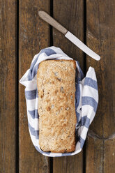 Home-baked spelt wheat bread - EVGF001803