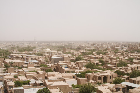 Iran, Meybod, Blick auf die Stadt, lizenzfreies Stockfoto
