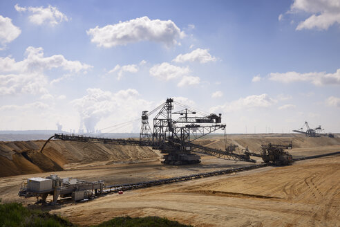 Germany, Grevenbroich, view to brown coal mining at Garzweiler - GUF000118