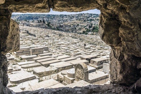 Israel, Jerusalem, Blick vom Ölberg über den jüdischen Friedhof - WEF000344