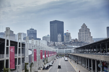 Kanada, Montreal, Blick auf die Skyline - MHCF000003