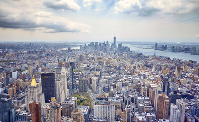 USA, New York, Manhattan, Blick auf das Stadtzentrum - SEGF000376