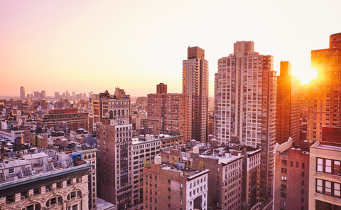 USA, New York, Manhattan, Blick auf die Stadt von der 230 Fith Rooftop Bar, lizenzfreies Stockfoto