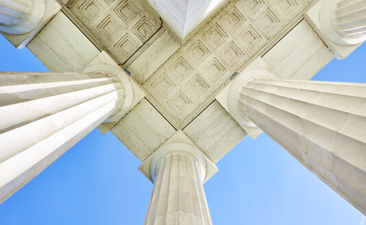 USA, Washington D.C., columns and roof of Lincoln Memorial - SEGF000389