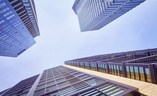 USA, Boston, view to skyscrapers from below - SEGF000394