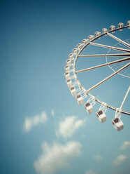 Germany, Hamburg, Big wheel, blurred motion - KRPF001430