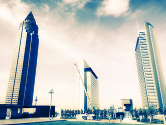 Deutschland, Hessen, Frankfurt, Messegelände und Skyline Plaza - PUF000358