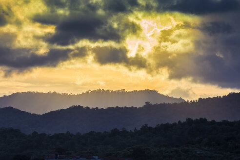 Indonesien, Bali, Küste am Abend - KNTF000054