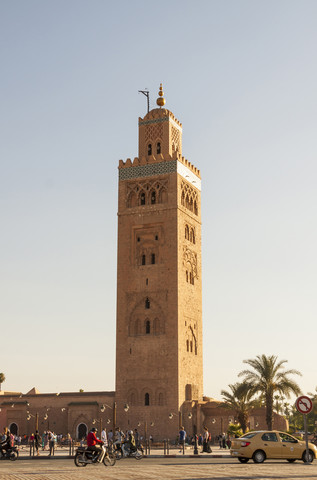 Marokko, Marrakesch, Blick auf die Koutoubia-Moschee, lizenzfreies Stockfoto