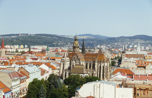 Slovakia, Kosice, Cityscape with St. Elisabeth Cathedral - MBEF001375