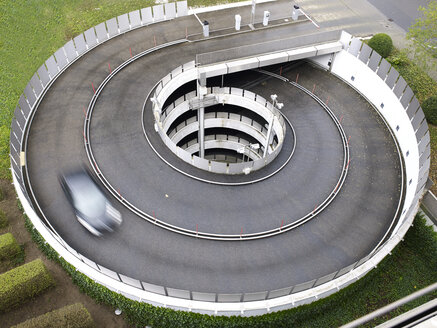 Spiral driveway of a car park - BSCF000457
