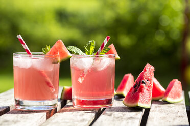 Watermelon-Hugo, Mojito in glasses with drinking straw - SARF001988