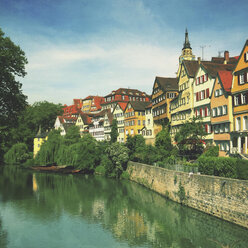 Germany, Tuebingen, Neckar River and row of houses - LVF003579
