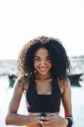 Spain, Barcelona, portrait of sportive young woman - EBSF000764