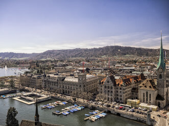 Schweiz, Zürich, Altstadt, Frauenmünster, Postamt und Frauenbad, Limmat - KRPF001485