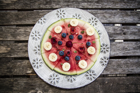 Wassermelonenpizza, Banane, Heidelbeeren, Kirschen, Minze - SARF002011