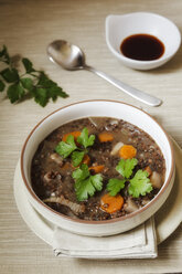 Vegan lentil stew with different root vegetables - EVGF001949