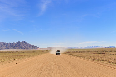 Namibia, cross country vehicle on gravel road 707 - FOF008146