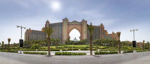 United Arab Emirates, Dubai, Panoramic view of the Atlantis the Palm Hotel stock photo