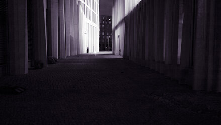 Germany, Berlin, high-rise building at night - CMF000290