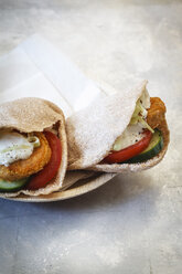 Falafel mit Krautsalat im Dinkel-Vollkorn-Pita-Brot - EVGF001943