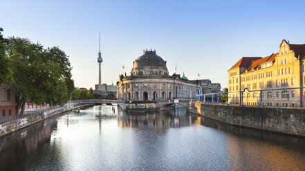 Germany, Berlin, Berlin-Mitte, Museumsinsel, Bodemuseum and Berlin TV Tower at dawn - HSIF000377