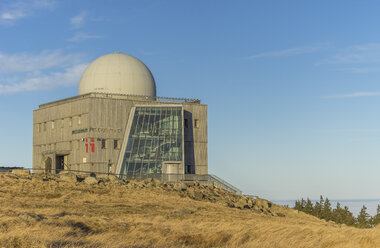 Germany, Saxony-Anhalt, Harz National Park, atmospheric inversion at Brocken House in the morning - PVCF000495