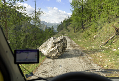 Italy, Piemont, rockfall in Vall de Marmora - LAF001451