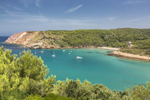 Spanien, Balearische Inseln, Menorca, Blick auf La Vall - MGOF000363