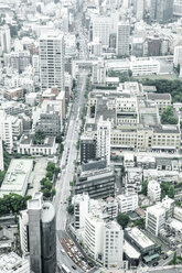 Japan, Tokio, Stadtbild mit Hauptstraße - FLF001166