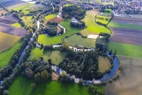 Germany, Bavaria, Hebertshausen, Amoer river and oxbow lake - PEDF000016